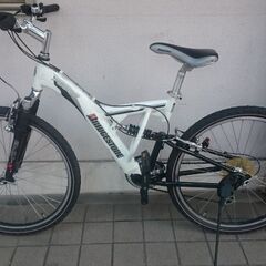 激安 美品【ブリヂストン アルミフレーム 24段変速 フル