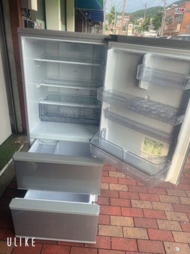 家電 キッチン家電 冷蔵庫　2019年式 