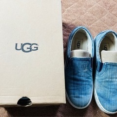 UGG★アグ★デニム★スリッポン★ロゴロゴ★スニーカーの画像