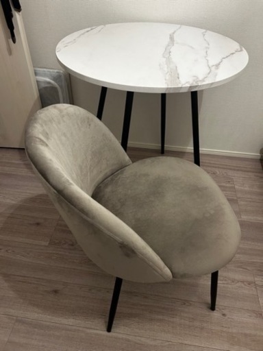 ※取引中※家具 テーブル、チェア／椅子　2点セット　美品