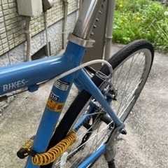 自転車 クロスバイクの画像