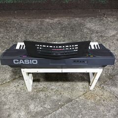 🍎カシオ 光ナビゲーション電子キーボード LK-60の画像