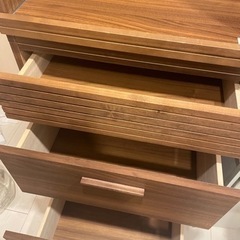 家具 カップボードの画像