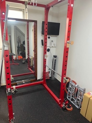 パワーラック、バーベル、ダンベル、ベンチ、他多数