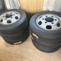 【売却済】TOYOタイヤ　DELVEX ホイール付　175/75...