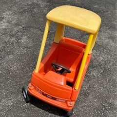 リトルタイクス　乗用車　足蹴り車　車輪　