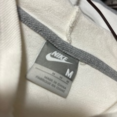 ⭐️ NIKE ナイキ ショート丈 パーカー ⭐️の画像