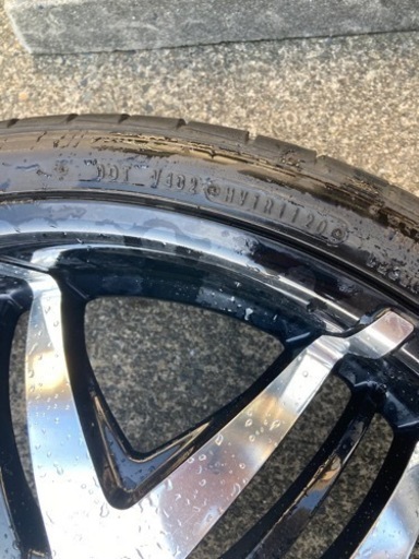 車のパーツ タイヤ、ホイール　22インチ　　255/30ZR22