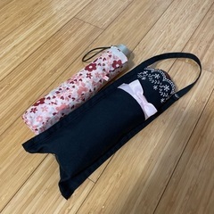 折りたたみ傘2つ