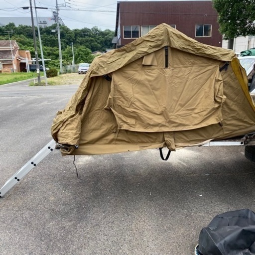 アドベンチャーキングス　ルーフトップテント