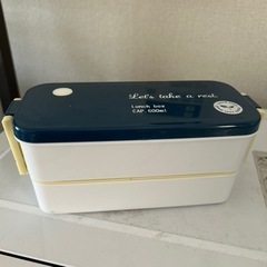 弁当箱の画像