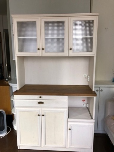 クリチコ　食器棚　カントリー　アンティーク加工