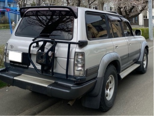 車のパーツ タイヤ、ホイール