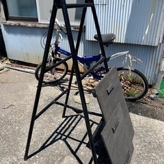 (販売中) 残り2セット 折り畳み式　ビンテージ　アイアン ラダー　脚立棚　の画像