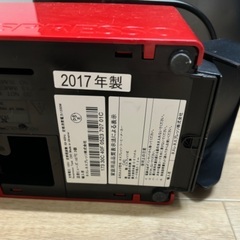 値下げしました！　ネスプレッソ NESPRESSO 2017 コーヒーマシン　 ネスプレッソマシン　本体コーヒー　赤　レッド　ブラック　黒　 C40RE イニッシア ルビーレッドの画像