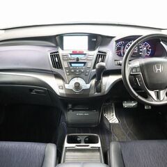 ホンダ オデッセイ 　アブソルート 　入庫いたしました！の画像