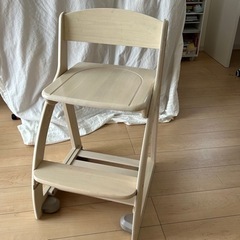 コイズミ 
学習 椅子 