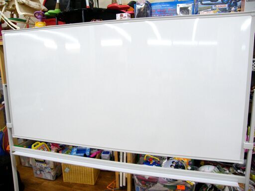 大型ホワイトボード キャスター付き 両面/回転可能 ボードサイズ:180×90cm オフィス 事務所 塾 セミナー ホワイトボード 札