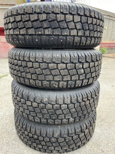 HANKOOK ZOVAC HPW401 ハンコック215/65R15 スタッドレス 冬タイヤ