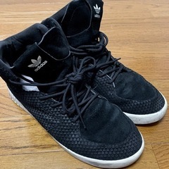 adidas オリジナル チュブラー インベーダー 2.0