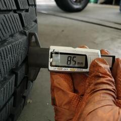 225/60R18　100Q　ヨコハマ　ジオランダー　スタッドレスタイヤ　の画像
