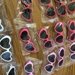 ペット用　サングラス　　　　30個セットの画像