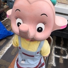 店頭用サトコちゃん　学校の机、椅子付き