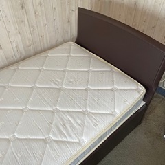 シングルベッド