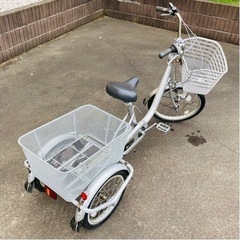 大人用　三輪車の画像