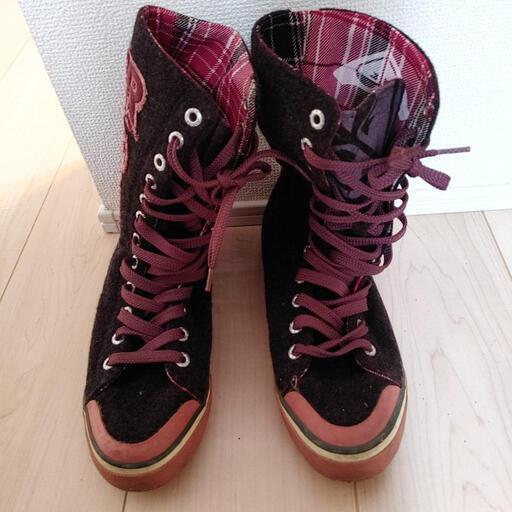 ロキシー　ハイカットスニーカー