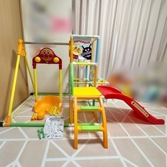 アンパンマン　ジャングルジム　値段交渉受け付けます！！　子供用品...