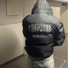 trapstar トラップスター ダウンジャケット黒の画像