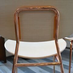 ASPLUND(アスプルンド)で取り扱われているブランド”infinity(インフィニティ)”TONDINA(トンディーナ)チェア2脚セット。オーク合板とパイプフレームで構成されたイタリア製チェア♪の画像