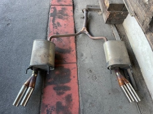 210系クラウン　ハイブリッド　リアピース　マフラー