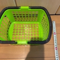 プラスチック カゴの画像