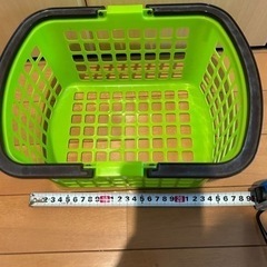 プラスチック カゴの画像