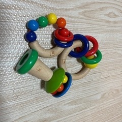 ②カラフル木製おもちゃ　0歳