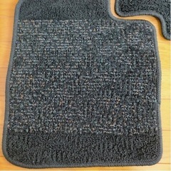 フロアマット◆トヨタ車◆ディーラー購入◆純正品◆女性ワンオーナー◆5枚セット◆禁煙車◆フロント・リアセット◆1点限り◆早い者勝ちの画像