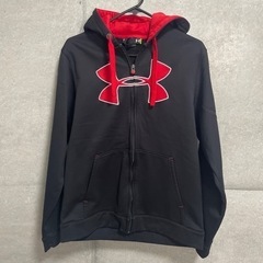 UNDER ARMOUR アンダーアーマー　パーカー