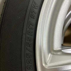 バリ山!!17ｲﾝﾁﾀｲﾔ YOKOHAMA ブルーアースの画像