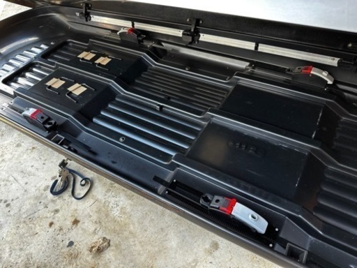 THULE スーリー　ノースケープ ルーフボックス