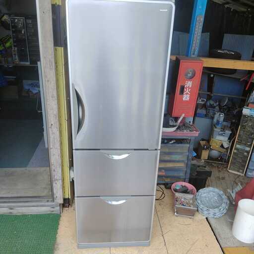 日立冷蔵庫　R-S37 VMV。2006モデル。365リットル。