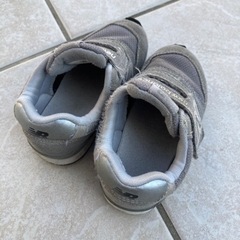 ニューバランス 14.5センチ グレーの画像