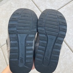 ニューバランス 14.5センチ グレーの画像