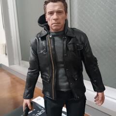 ホットトイズ ムービーマスターピース 『ターミネーター:新起動/ジェニシス』 1/6スケールフィギュア t-800/守護神の画像