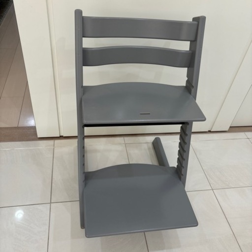 STOKKE シリアルナンバー4 ストームグレー🩶ベビーチェア