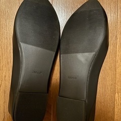 新品パンプスの画像