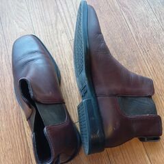 ウォータープルーブーツ コールハーン ダークブラウンの画像