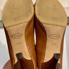 Tod's パンプスの画像