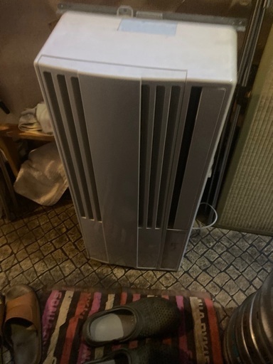 壁掛けエアコン